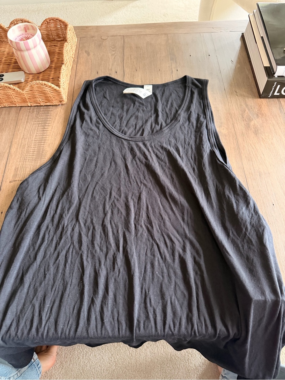 ALO Yoga Black Scoop Neck Tank Top